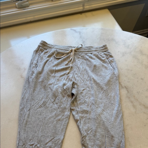 Brandy Melville  Gray Drawstring hip slant pocket Joggers - Picture 2 of 6